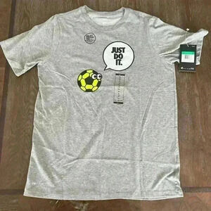 NWT Nike Tee